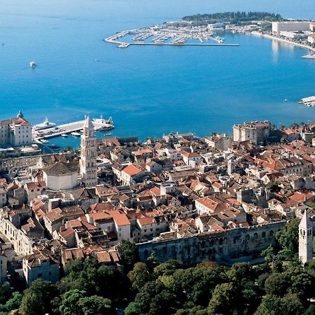 Modern Apt With Terrace 4 Min Walk To The Beach Split Luaran gambar