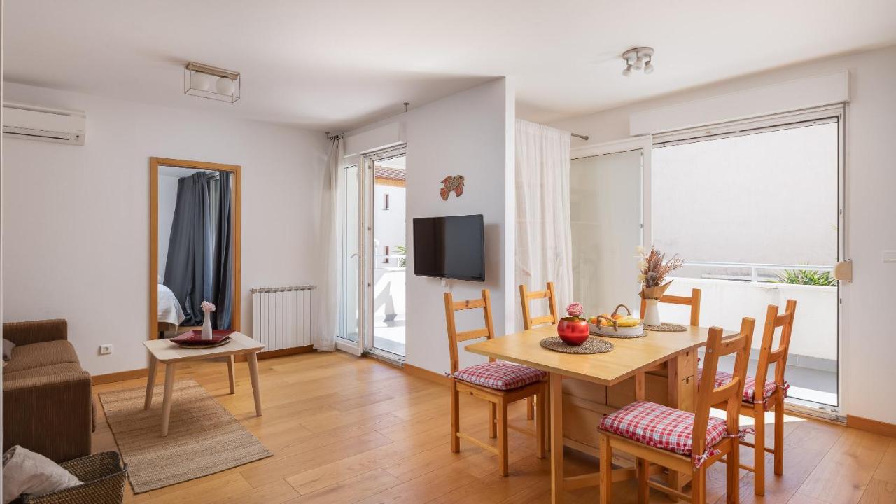 Modern Apt With Terrace 4 Min Walk To The Beach Split Luaran gambar