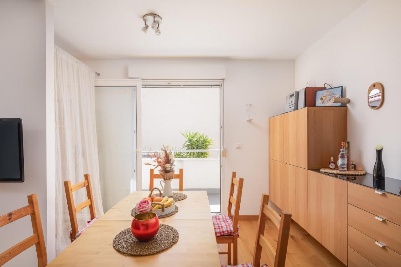 Modern Apt With Terrace 4 Min Walk To The Beach Split Luaran gambar