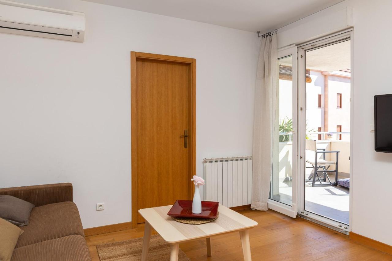 Modern Apt With Terrace 4 Min Walk To The Beach Split Luaran gambar