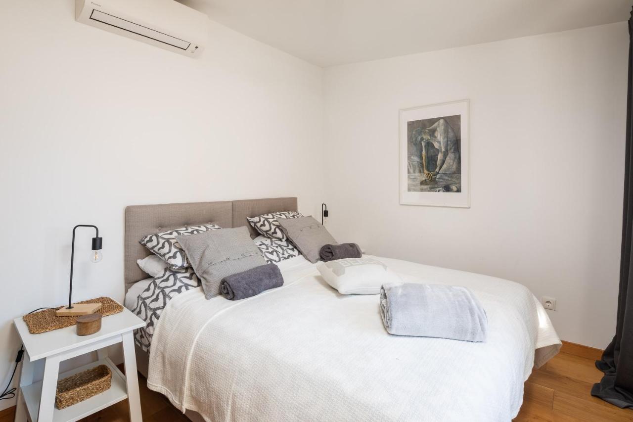 Modern Apt With Terrace 4 Min Walk To The Beach Split Luaran gambar