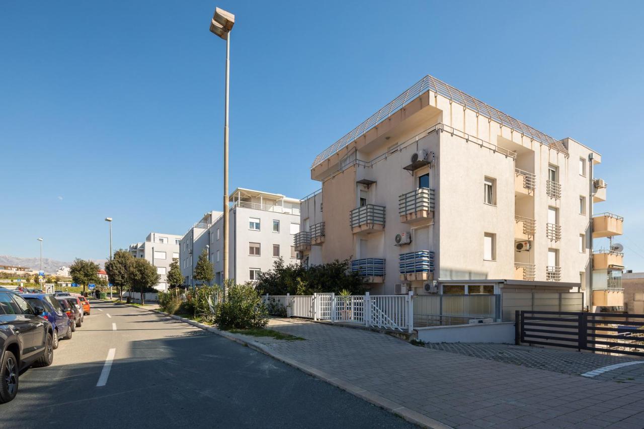 Modern Apt With Terrace 4 Min Walk To The Beach Split Luaran gambar